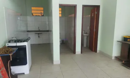 Sala comercial para alugar no Residencial Parque dos Sinos, Jacareí  por R$ 2.500