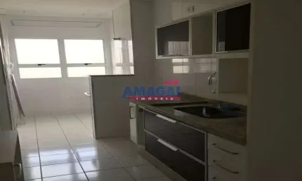 Apartamento com 3 quartos à venda no Centro, Jacareí  por R$ 480.000