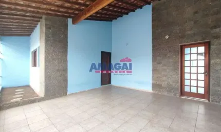Casa com 3 quartos à venda na cidade jardim, jacareí  por r$ 690.000