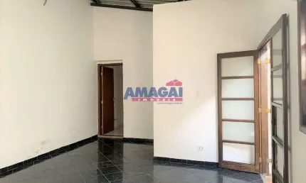 Casa com 4 quartos à venda no jardim américa, jacareí  por r$ 280.000