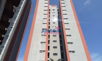 Apartamento com 3 quartos à venda no Centro, Jacareí  por R$ 650.000