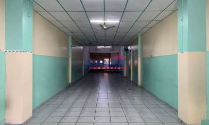 Sala comercial à venda no Centro, Jacareí  por R$ 1.200.000