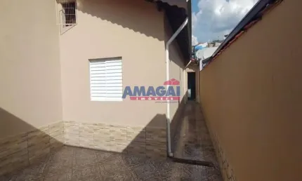 Casa com 2 quartos à venda na Cidade Nova Jacareí, Jacareí  por R$ 260.000