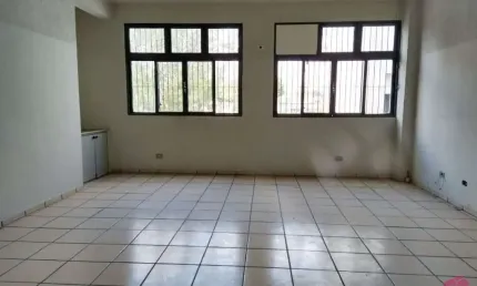 Sala comercial para alugar no Jardim Flórida, Jacareí  por R$ 800