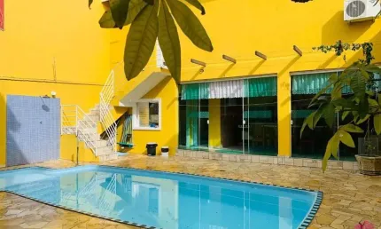 Casa com 3 quartos à venda no Jardim Terras de Santa Helena, Jacareí  por R$ 850.000