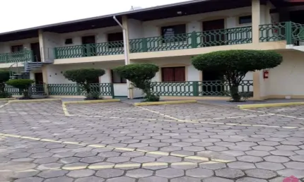Apartamento com 1 quarto à venda em Maranduba, Ubatuba  por R$ 290.000
