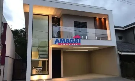 Casa em condomínio fechado com 3 quartos à venda no Parque Califórnia, Jacareí  por R$ 1.690.000