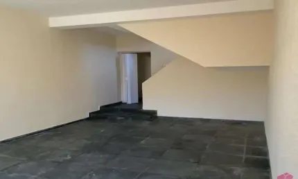 Casa com 3 quartos à venda no Jardim Jacinto, Jacareí 