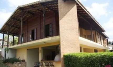 Casa em condomínio fechado com 4 quartos à venda na Fazenda Palão Alpes de Guararema, Guararema  por R$ 1.600.000