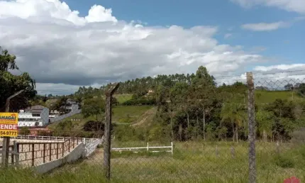 Terreno à venda no Veraneio Irajá, Jacareí  por R$ 180.000