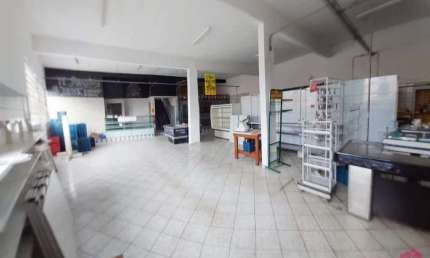 Sala comercial para alugar no Jardim Jacinto, Jacareí  por R$ 5.000