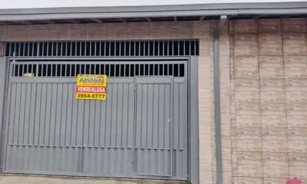Casa com 2 quartos à venda na Vila Zezé, Jacareí  por R$ 290.000