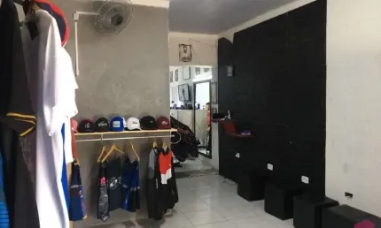 Sala comercial à venda no Jardim Califórnia, Jacareí  por R$ 235.000