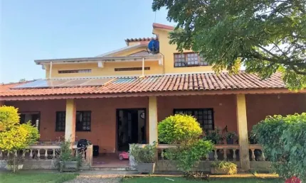 Chácara / sítio com 5 quartos à venda no Chácaras Rurais Guararema (São Silvestre), Jacareí  por R$ 1.400.000