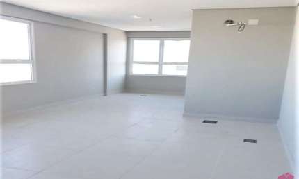 Sala comercial à venda no Centro, Jacareí  por R$ 300.000