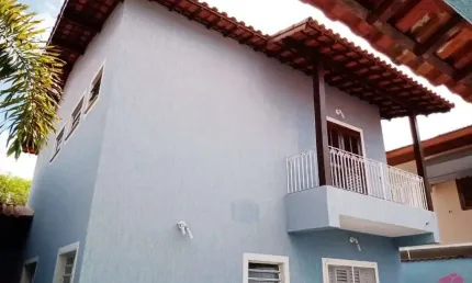 Casa com 4 quartos à venda no Residencial São Paulo, Jacareí  por R$ 670.000