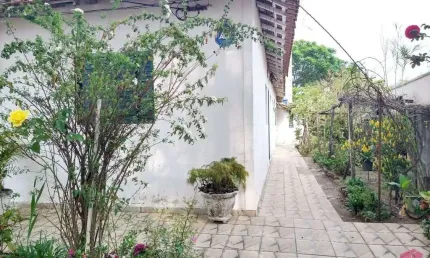 Casa com 2 quartos à venda no Jardim Didinha, Jacareí  por R$ 600.000