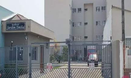 Apartamento com 3 quartos à venda no Jardim Emília, Jacareí  por R$ 330.000