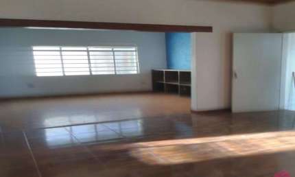 Sala comercial para alugar no Centro, Jacareí  por R$ 3.100