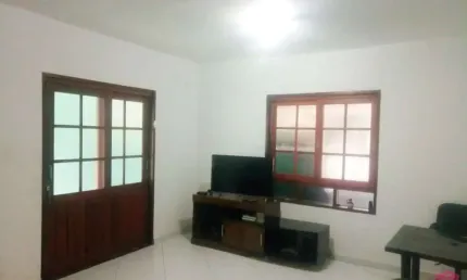 Casa com 3 quartos à venda no Jardim Santa Marina, Jacareí  por R$ 360.000