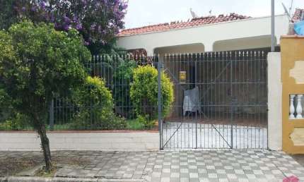 Casa com 3 quartos à venda no Jardim Paraíba, Jacareí  por R$ 690.000