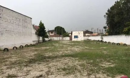 Sala comercial à venda na Vila Pinheiro, Jacareí  por R$ 1.100.000