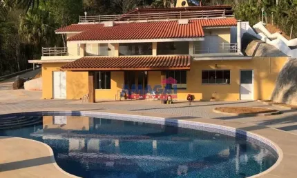 Chácara / sítio com 5 quartos à venda no Chácaras Condomínio Recanto Pássaros II, Jacareí  por R$ 2.900.000