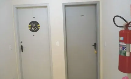 Apartamento com 2 quartos à venda no Centro, Jacareí  por R$ 240.000