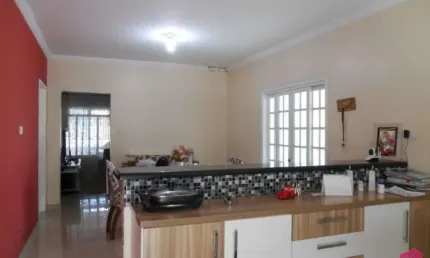 Sala comercial à venda no Jardim Santa Maria, Jacareí  por R$ 380.000
