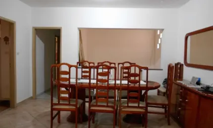 Casa com 3 quartos à venda no Parque Brasil, Jacareí  por R$ 740.000