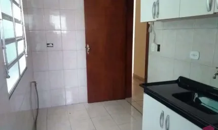 Apartamento com 2 quartos à venda no Parque Santo Antônio, Jacareí  por R$ 180.000