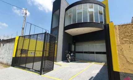 Sala comercial à venda no Centro, Jacareí  por R$ 2.950.000