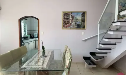Casa com 3 quartos à venda na Cidade Salvador, Jacareí  por R$ 545.000