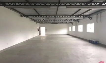Sala comercial para alugar no Jardim Califórnia, Jacareí  por R$ 3.000