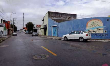 Sala comercial à venda no Parque dos Príncipes, Jacareí  por R$ 500.000