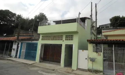 Casa com 4 quartos à venda na Cidade Nova Jacareí, Jacareí  por R$ 230.000