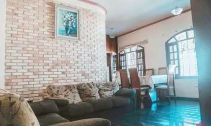 Casa com 4 quartos à venda no Jardim Flórida, Jacareí  por R$ 850.000