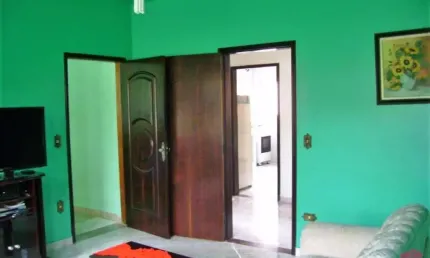 Casa com 3 quartos à venda na Cidade Jardim, Jacareí  por R$ 650.000