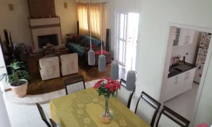 Casa em condomínio fechado com 4 quartos à venda no Jardim Coleginho, Jacareí  por R$ 1.800.000