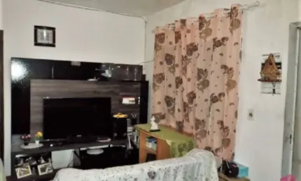 Casa com 2 quartos à venda no jardim colinas, jacareí  por r$ 140.000