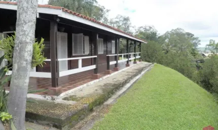 Chácara / sítio com 3 quartos à venda no Condomínio Lagoinha, Jacareí  por R$ 1.280.000