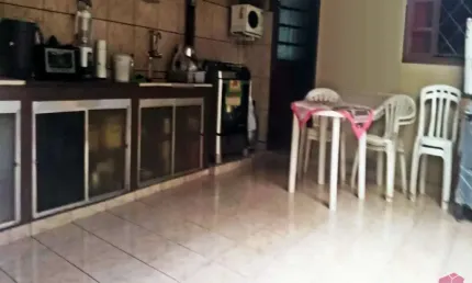 Casa com 2 quartos à venda na Vila Zezé, Jacareí  por R$ 298.000
