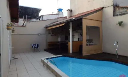 Casa com 3 quartos à venda no Jardim Flórida, Jacareí  por R$ 800.000