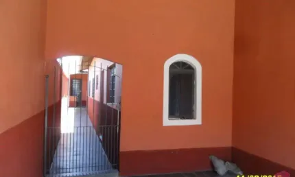 Casa com 4 quartos à venda no Jardim do Vale, Jacareí  por R$ 350.000