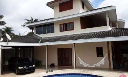 Casa com 5 quartos à venda no Jardim Siesta, Jacareí  por R$ 850.000