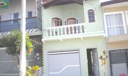 Casa com 4 quartos à venda no Bandeira Branca, Jacareí  por R$ 400.000