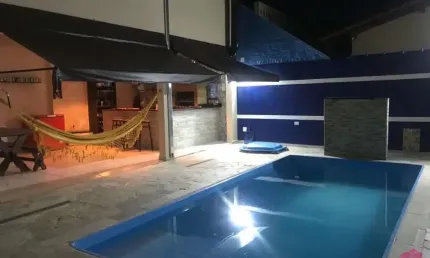 Casa com 3 quartos à venda na Cidade Jardim, Jacareí  por R$ 800.000