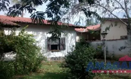 Casa com 4 quartos à venda no Jardim Siesta, Jacareí  por R$ 1.200.000