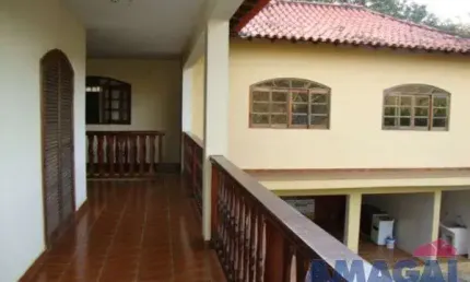 Chácara / sítio com 3 quartos à venda no Veraneio Irajá, Jacareí  por R$ 1.360.000