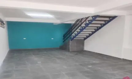 Sala comercial à venda no Parque Santo Antônio, Jacareí  por R$ 430.000